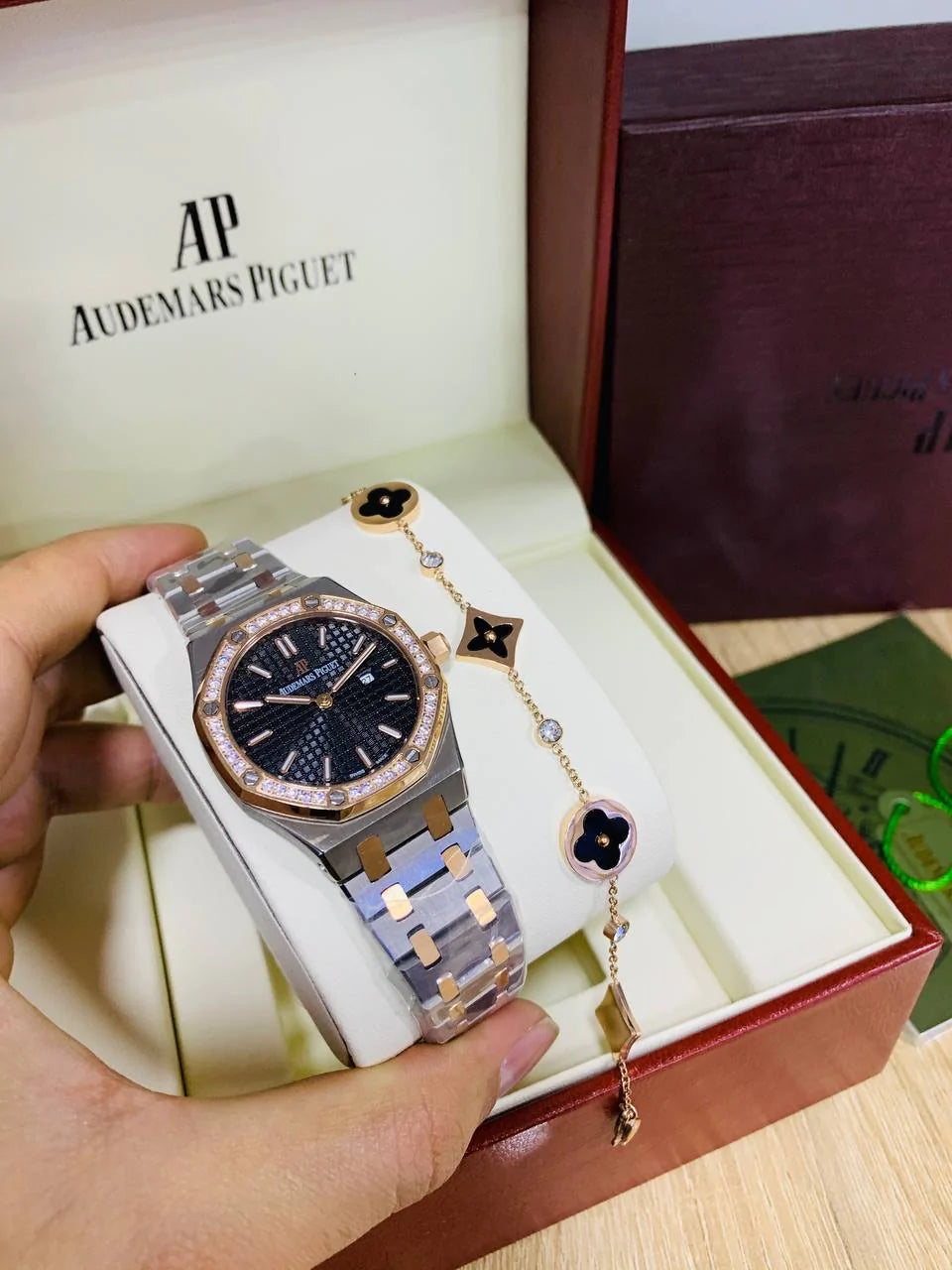 Montre De Luxe Pour Femme MF30031