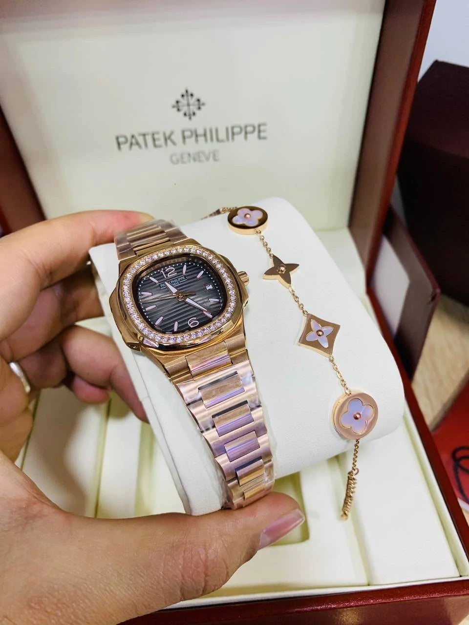 Montre De Luxe Pour Femme MF30035