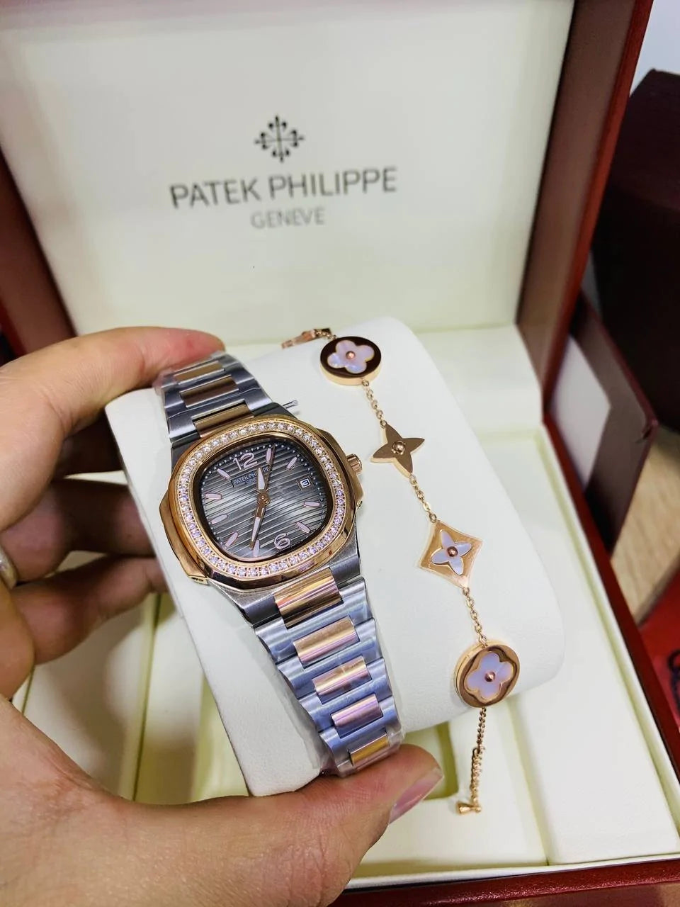 Montre De Luxe Pour Femme MF30035